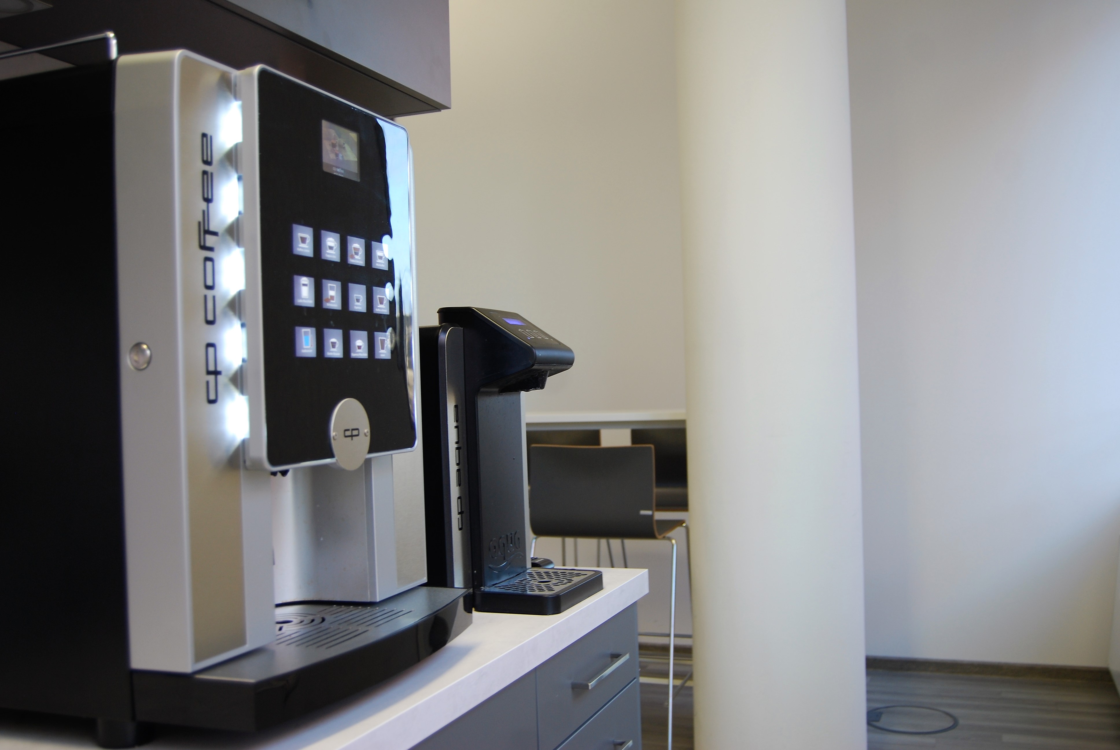 New Horizons, Grafenberger Allee 337b in Düsseldorf