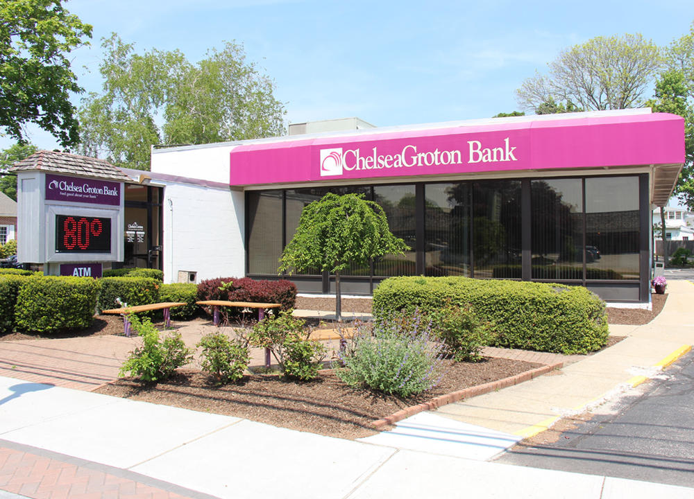 Chelsea Groton Bank Photo