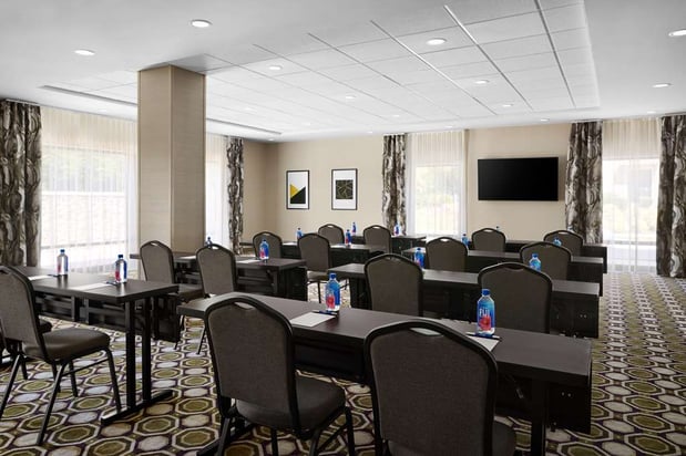 Images Hampton Inn & Suites Charlotte Steele Creek
