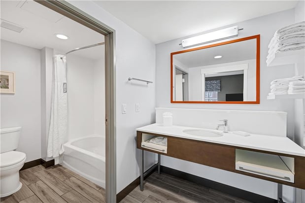Images Hampton Inn & Suites Logan