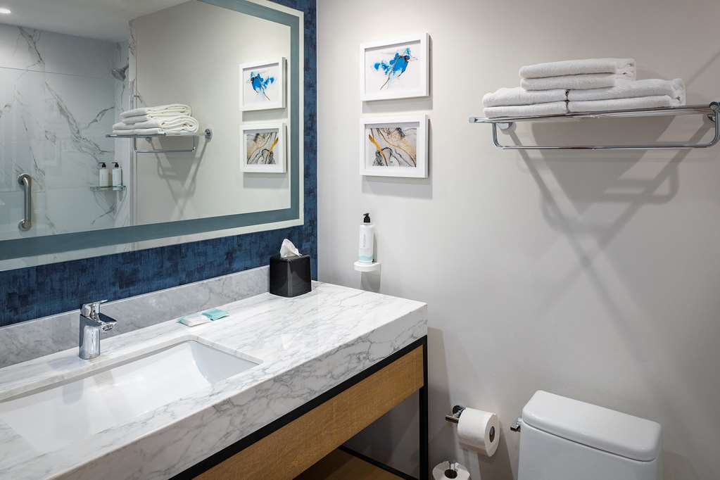 Images Hilton Garden Inn Cancun Airport