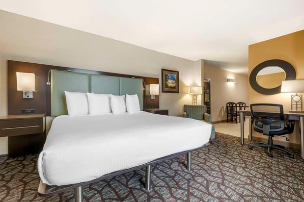 Images Best Western Plus Oceanside Palms