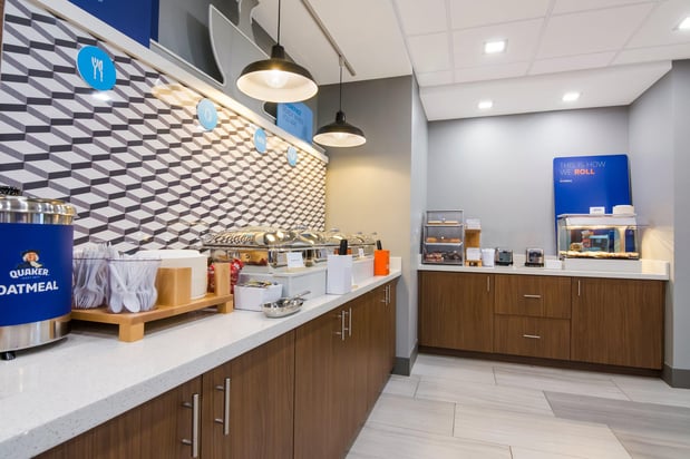 Images Holiday Inn Express & Suites Springdale - Fayetteville Area by IHG