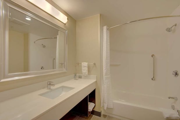Images Best Western Hampshire Inn & Suites