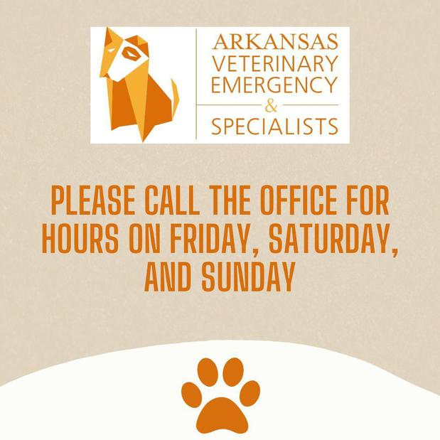 Arkansas Veterinary Emergency & Specialists Logo