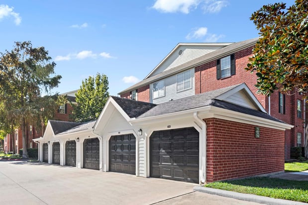 Images Camden Sugar Grove Apartments