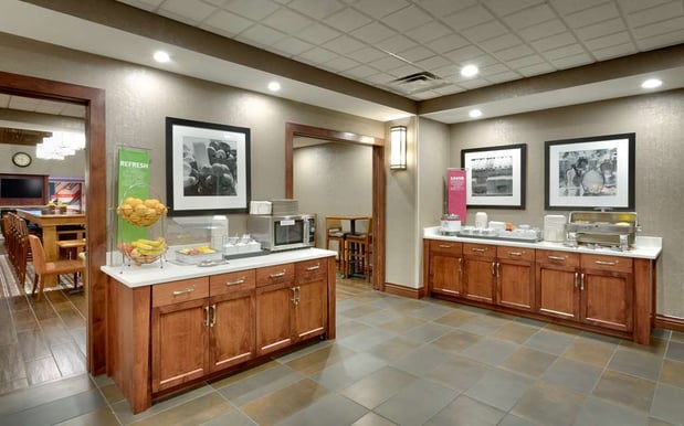 Images Hampton Inn & Suites Pocatello