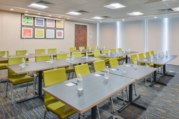 Images Holiday Inn Express & Suites Chadron by IHG