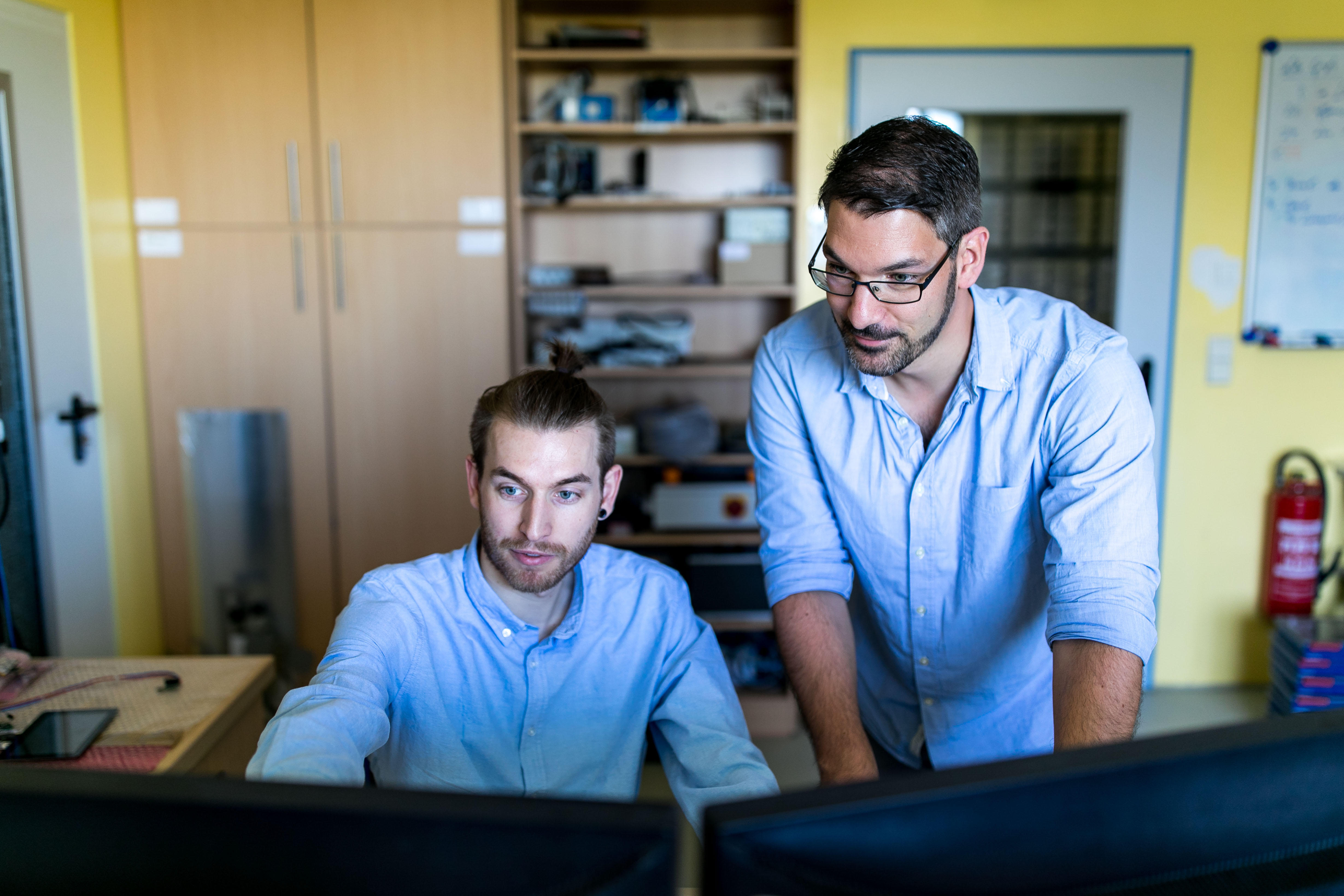 Industrieelektronik Brandenburg GmbH, Friedrichshafener Straße 10 in Brandenburg an der Havel