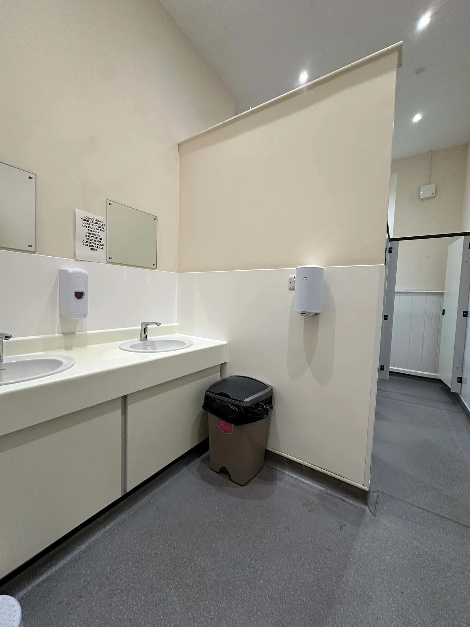 Images Maid in Bristol Cleaning Service Ltd