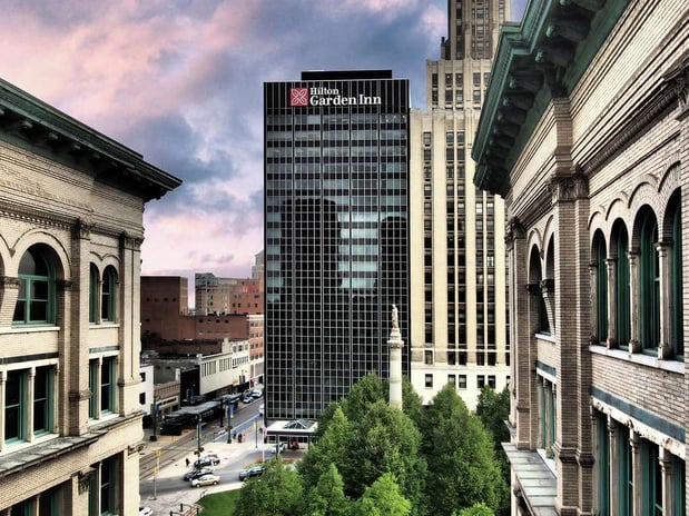 Images Hilton Garden Inn Buffalo Downtown