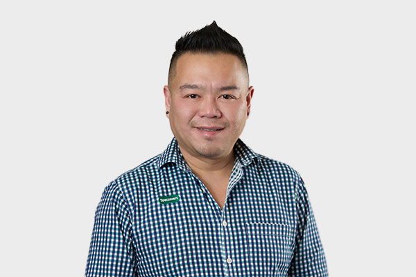 Daniel Koay, Optometrist Partner in our Canberra Centre store