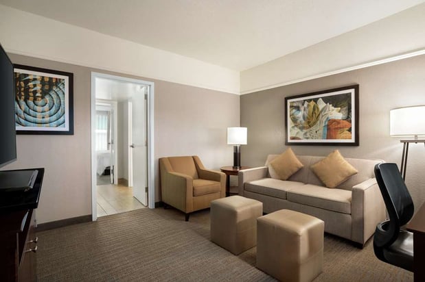 Images Embassy Suites by Hilton Brunswick