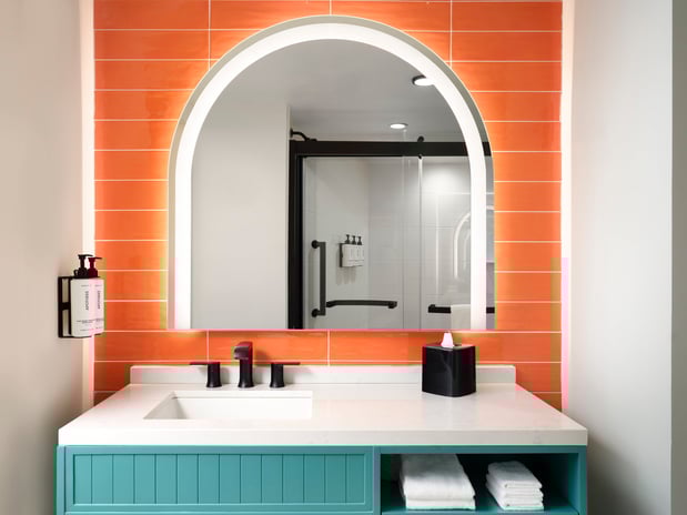 Images Holiday Inn Express & Suites Solana Beach-del Mar by IHG