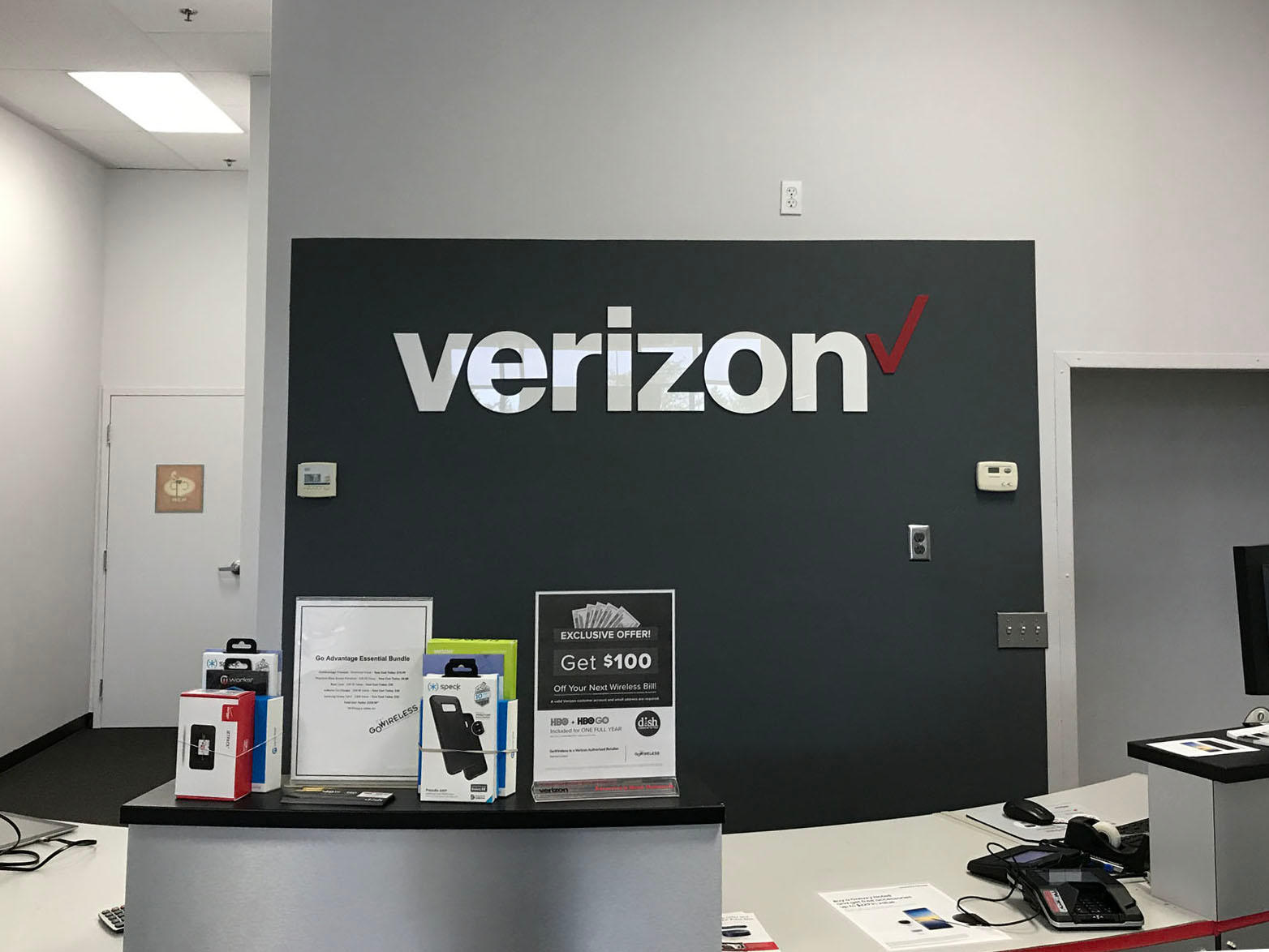 Verizon Authorized Retailer – GoWireless Photo