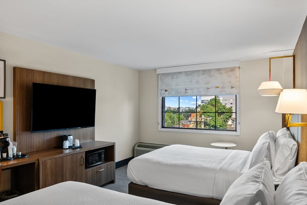 Images Holiday Inn Niagara Falls State Park Entry by IHG