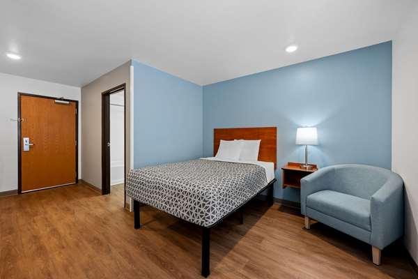 Images WoodSpring Suites Hobbs