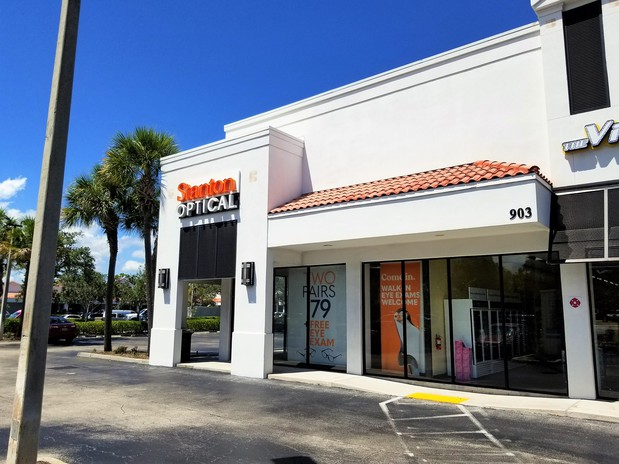 Images Stanton Optical
