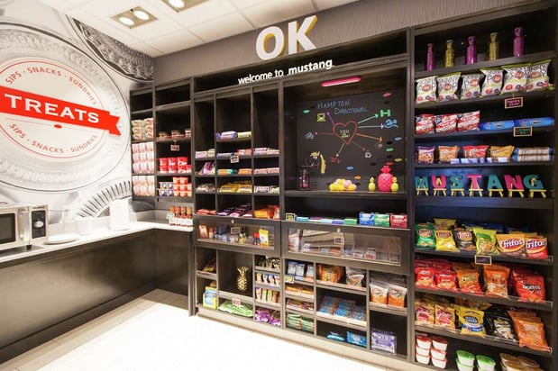 Images Hampton Inn Mustang