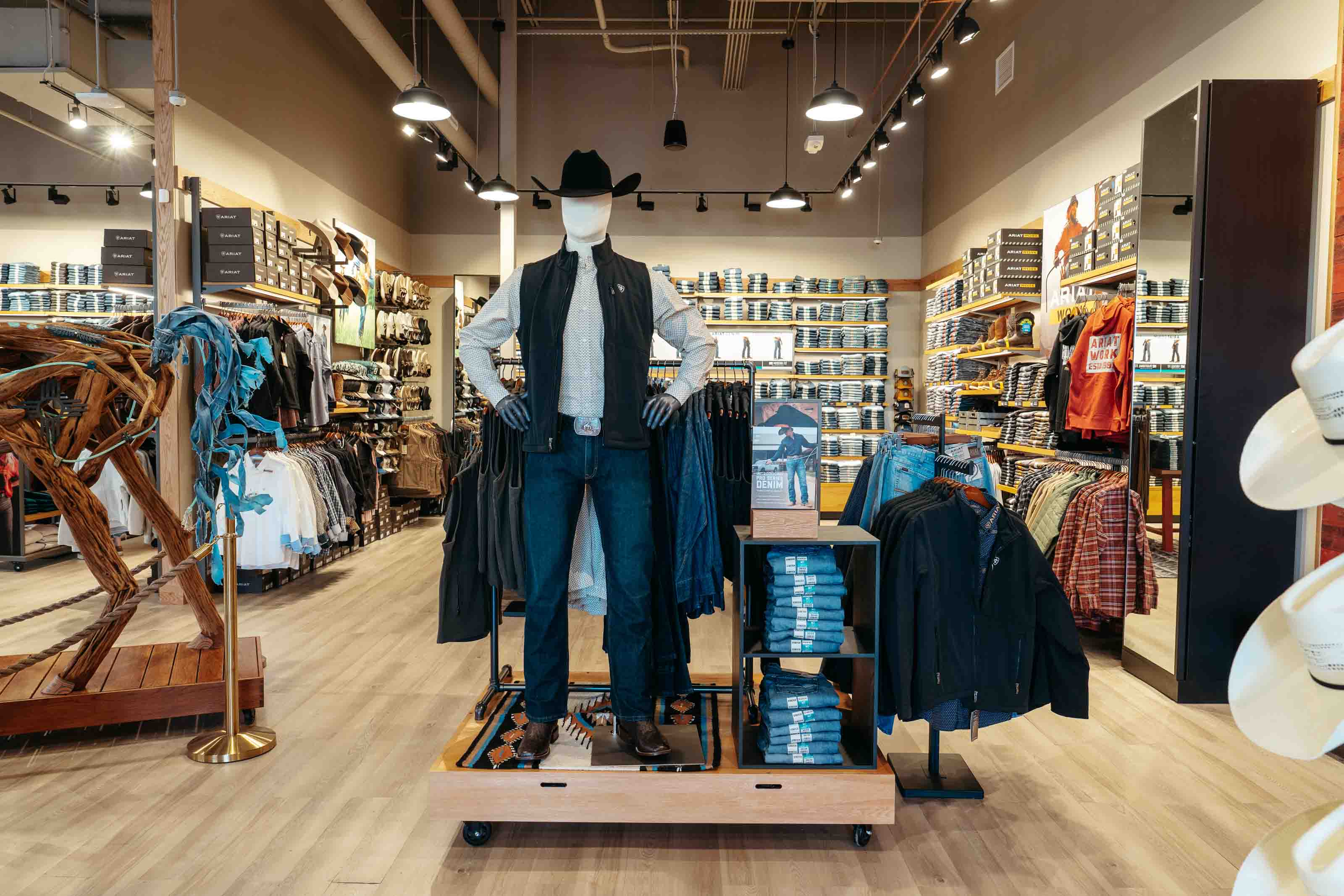Ariat Brand Shop Image
