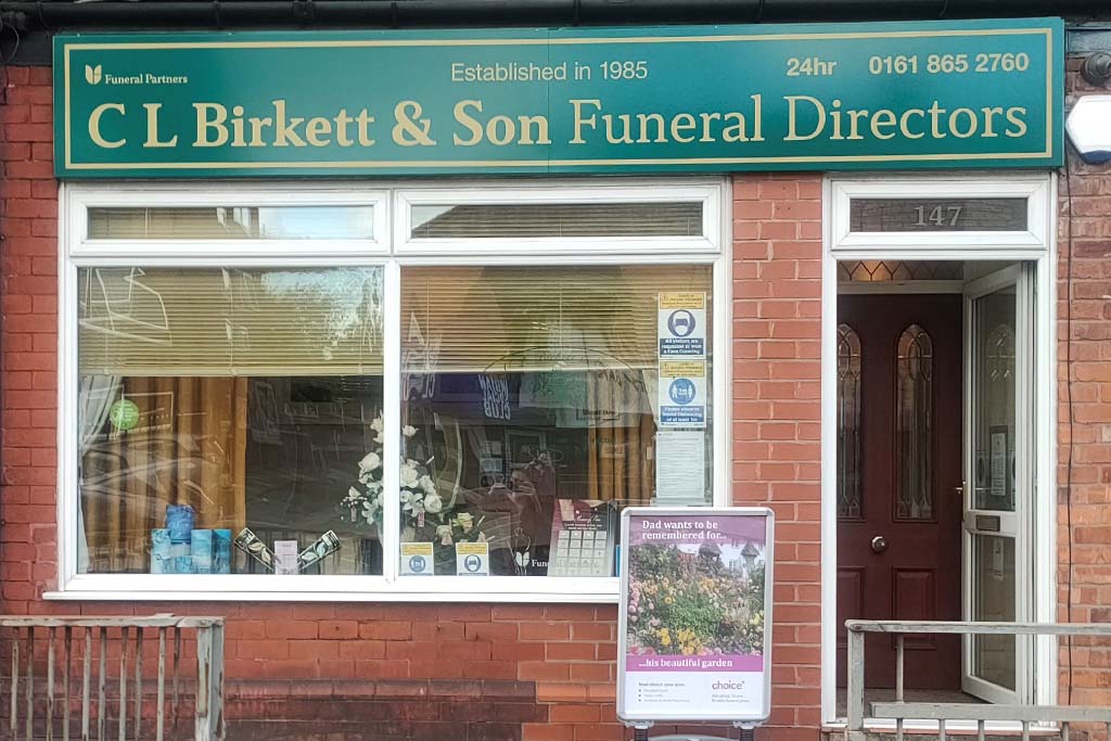 C L Birkett & Son Funeral Directors Manchester 01615 070194