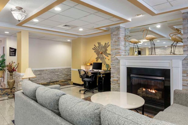 Images Best Western Plus New England Inn & Suites