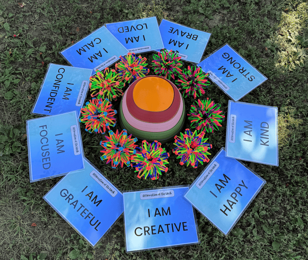 Images Root & Roar Yoga