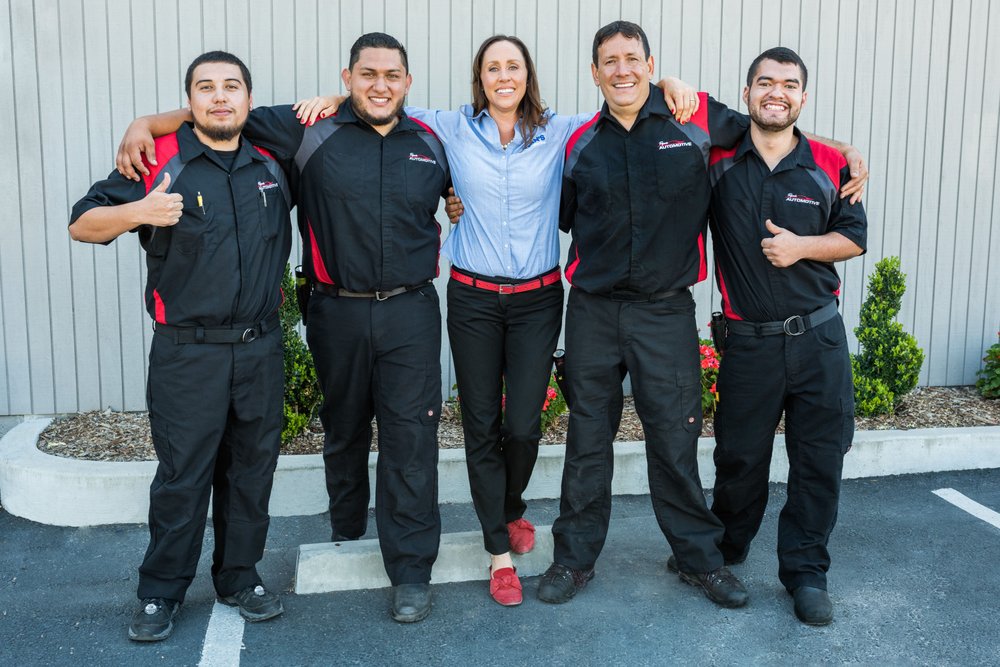 Ryan's Automotive Image