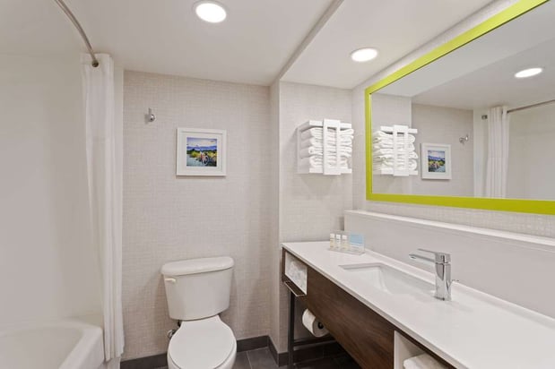 Images Hampton Inn & Suites Fort Myers Beach/Sanibel Gateway