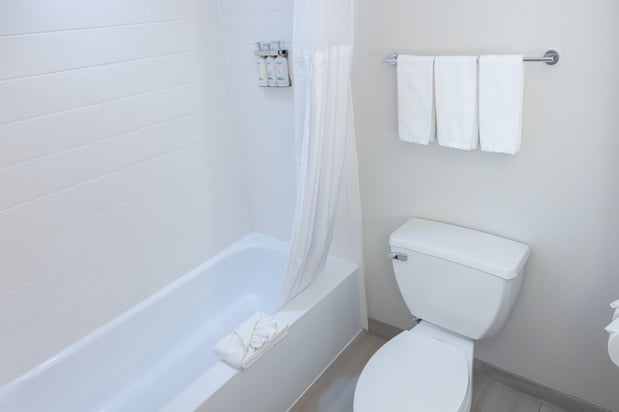 Images Holiday Inn Express & Suites Wichita Airport by IHG