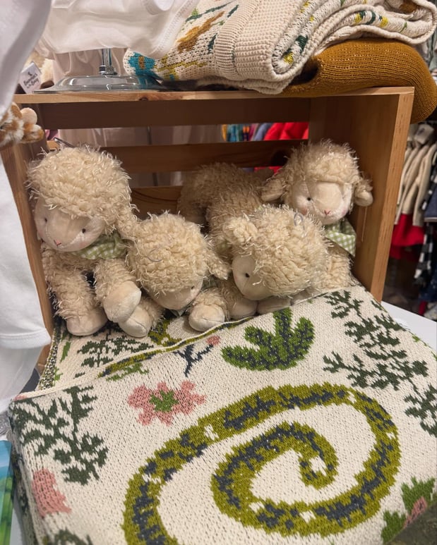 Images Zinnia's Gift Boutique