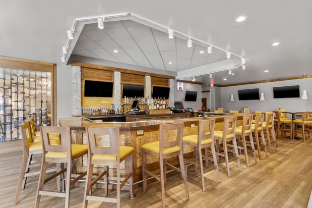 Images Holiday Inn Dubuque/Galena by IHG