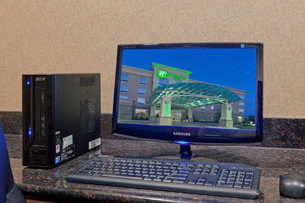 Images Holiday Inn & Suites Lima by IHG