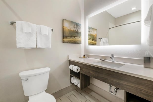 Images Best Western Plus Elizabethtown Inn & Suites
