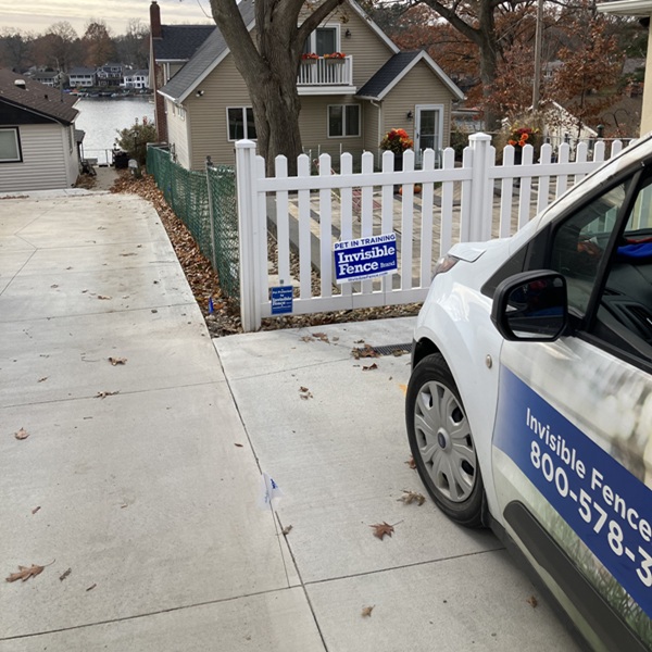 Invisible Fence&reg; team car in Florida
