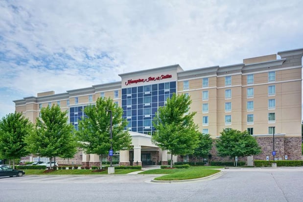 Images Hampton Inn & Suites Raleigh/Crabtree Valley