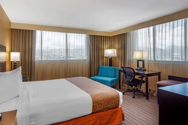 Images Best Western The Plaza Hotel Honolulu Airport