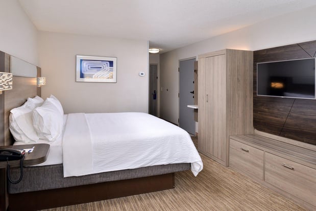 Images Holiday Inn Express Winston-Salem Medical Ctr Area by IHG