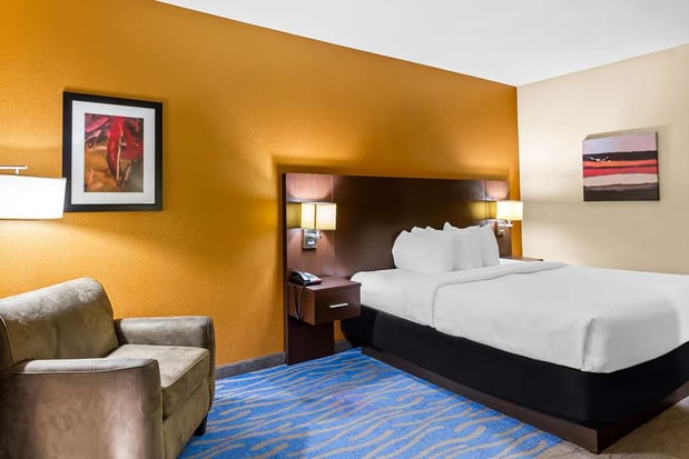 Images Best Western St. Louis Airport North Hotel & Suites