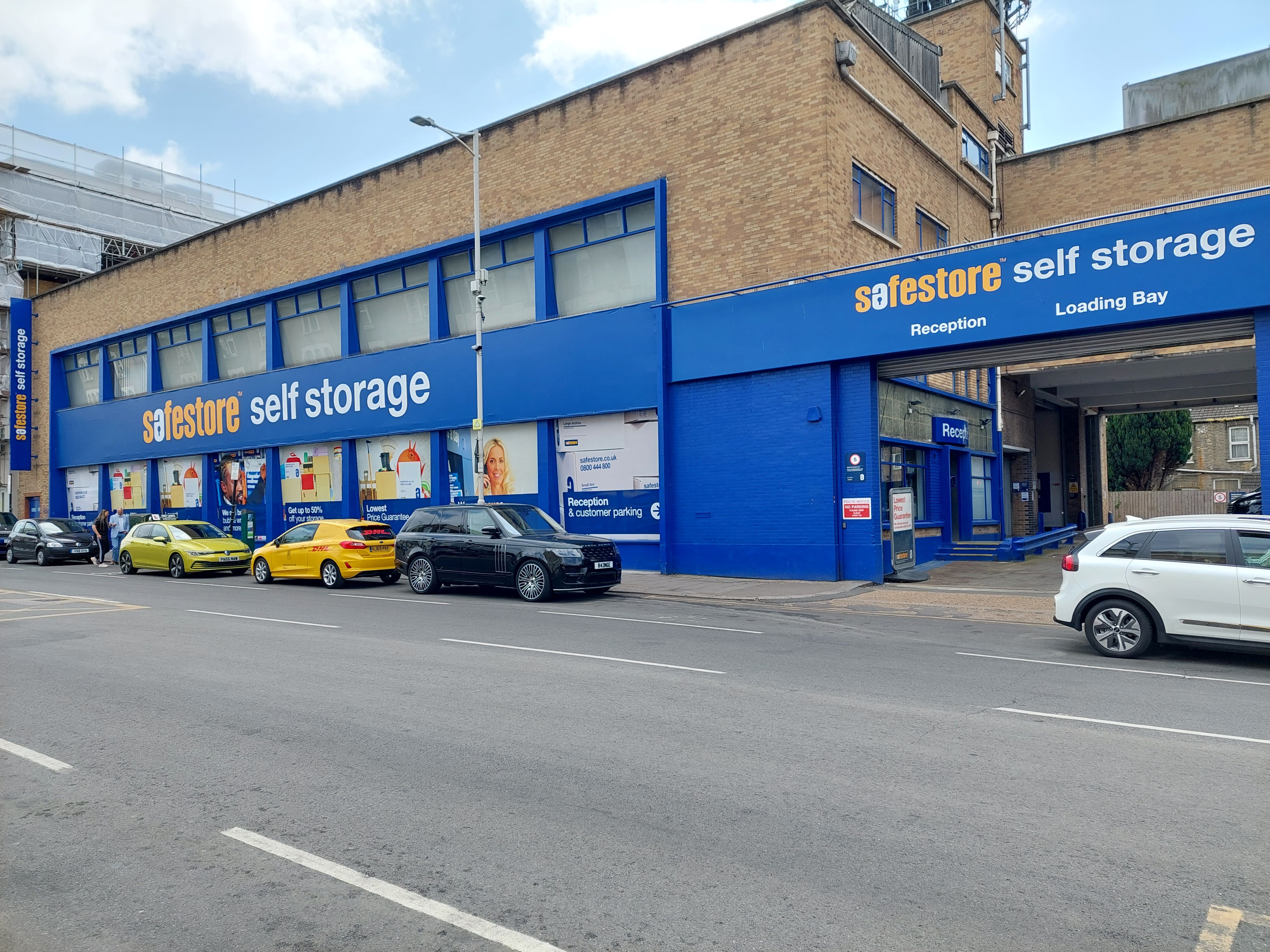 Images DHL Express Service Point (Safestore Ilford)