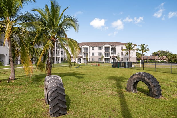 Images Boca Vue Apartments