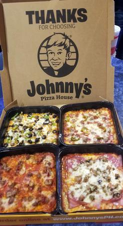 Images Johnny's Pizza House