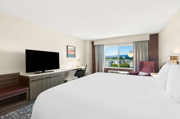 Images Hilton Garden Inn San Mateo