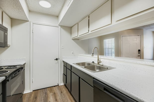 Images Rise Apollo Heights