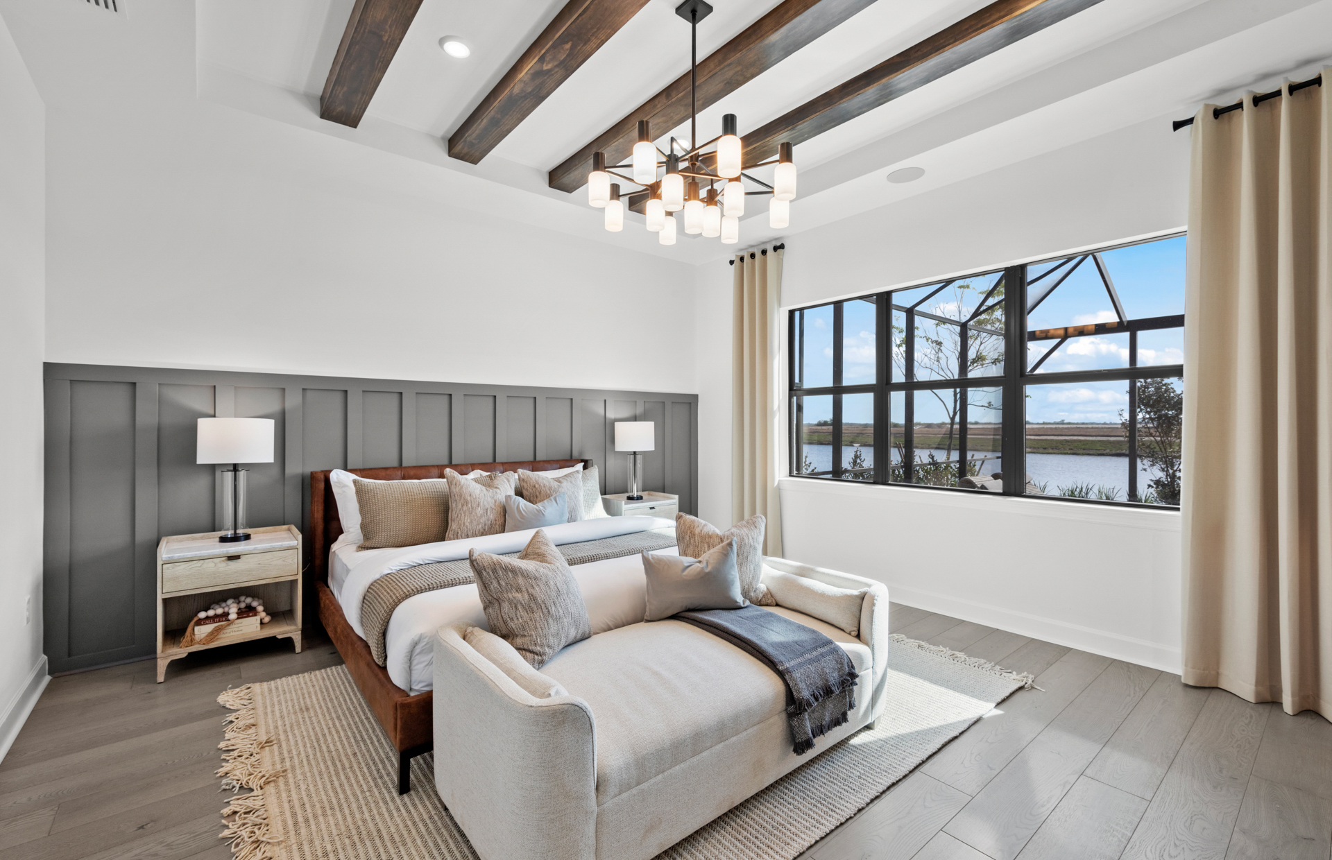 Large private owner's suites, ideal feature in your new home