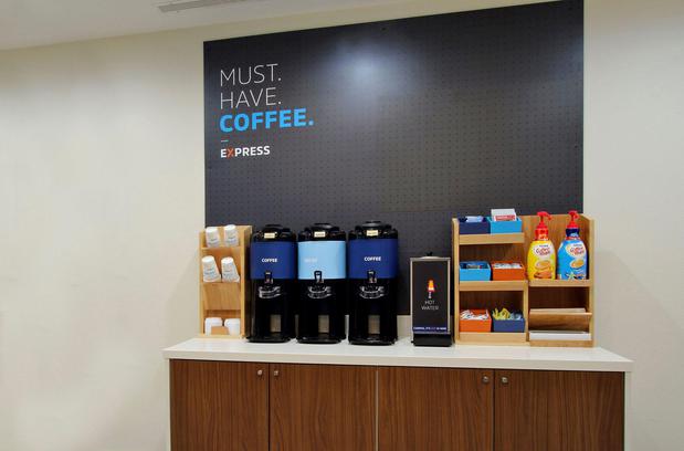 Images Holiday Inn Express & Suites Carrizo Springs by IHG