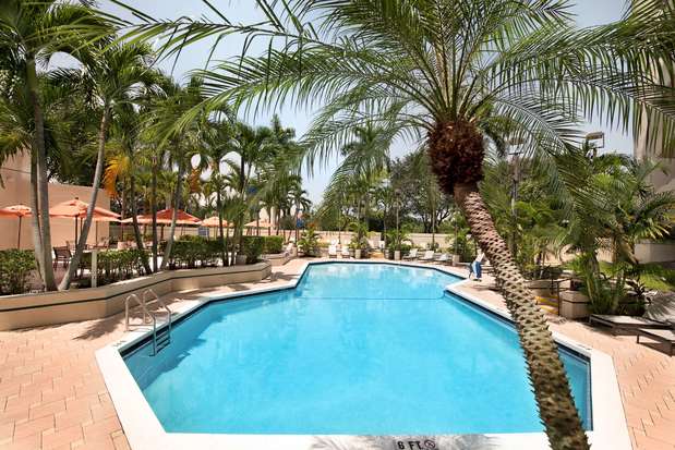 Images Embassy Suites by Hilton Boca Raton