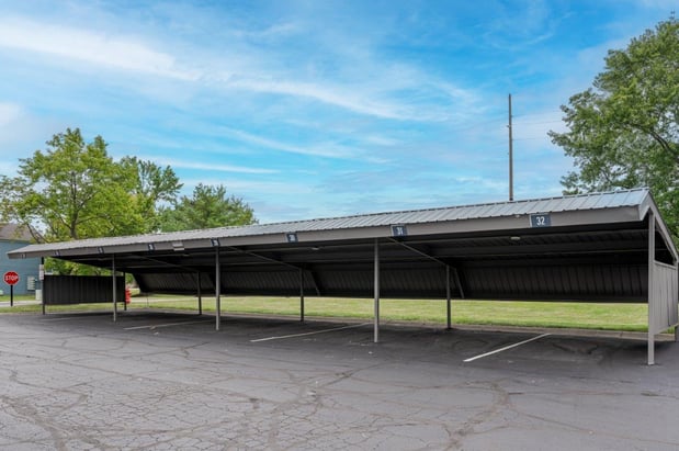 Images Lakeshore Reserve Off 86th Apartments and Townhomes