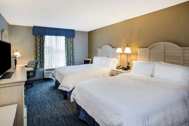 Images Hampton Inn & Suites Cape Cod-West Yarmouth