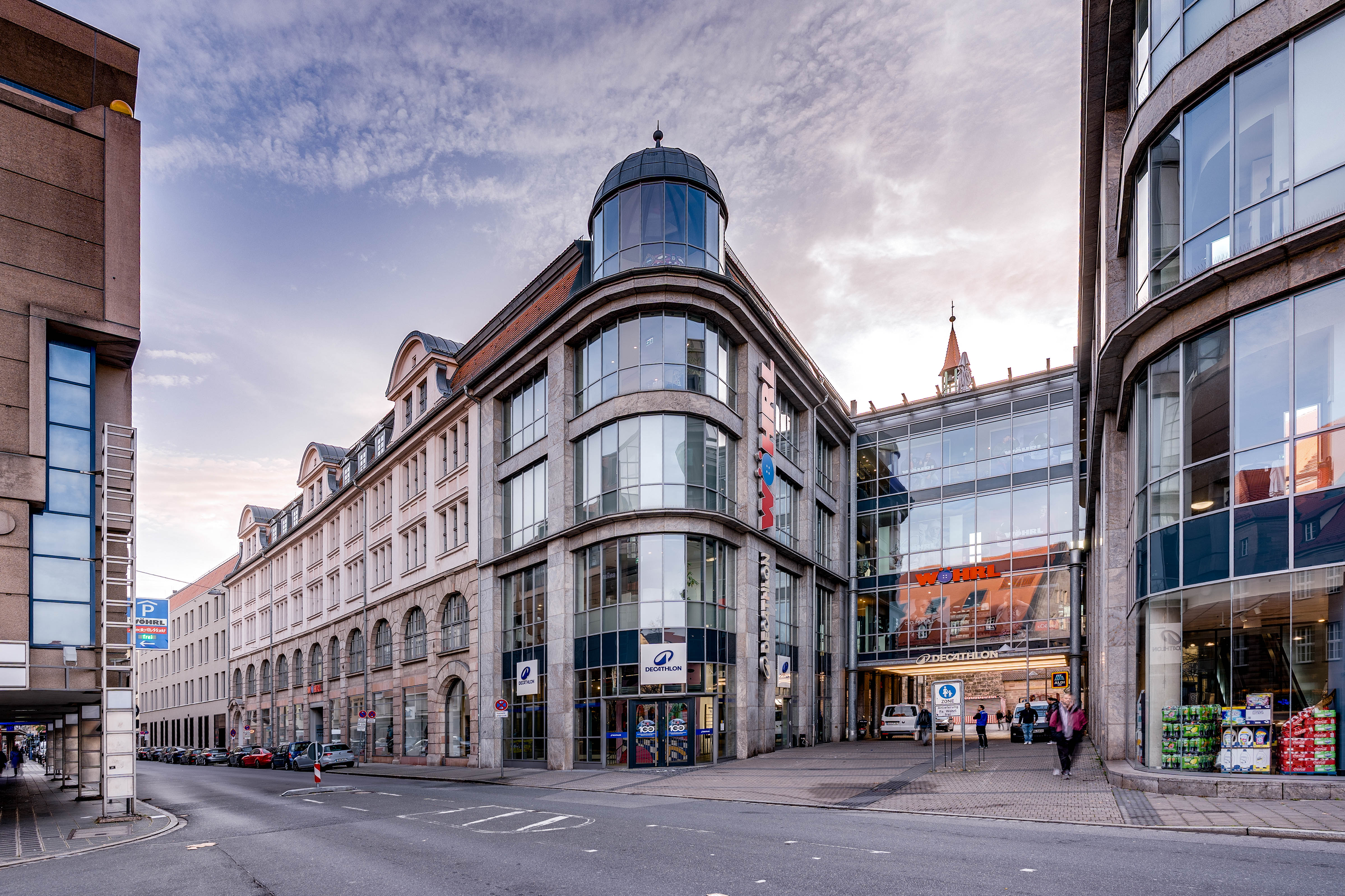 Bilder DECATHLON Nürnberg im WÖHRL